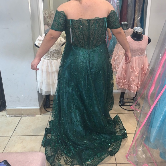 Emerald Green, Size 18(XL), Brand: LaDivine - Picture 3 of 4